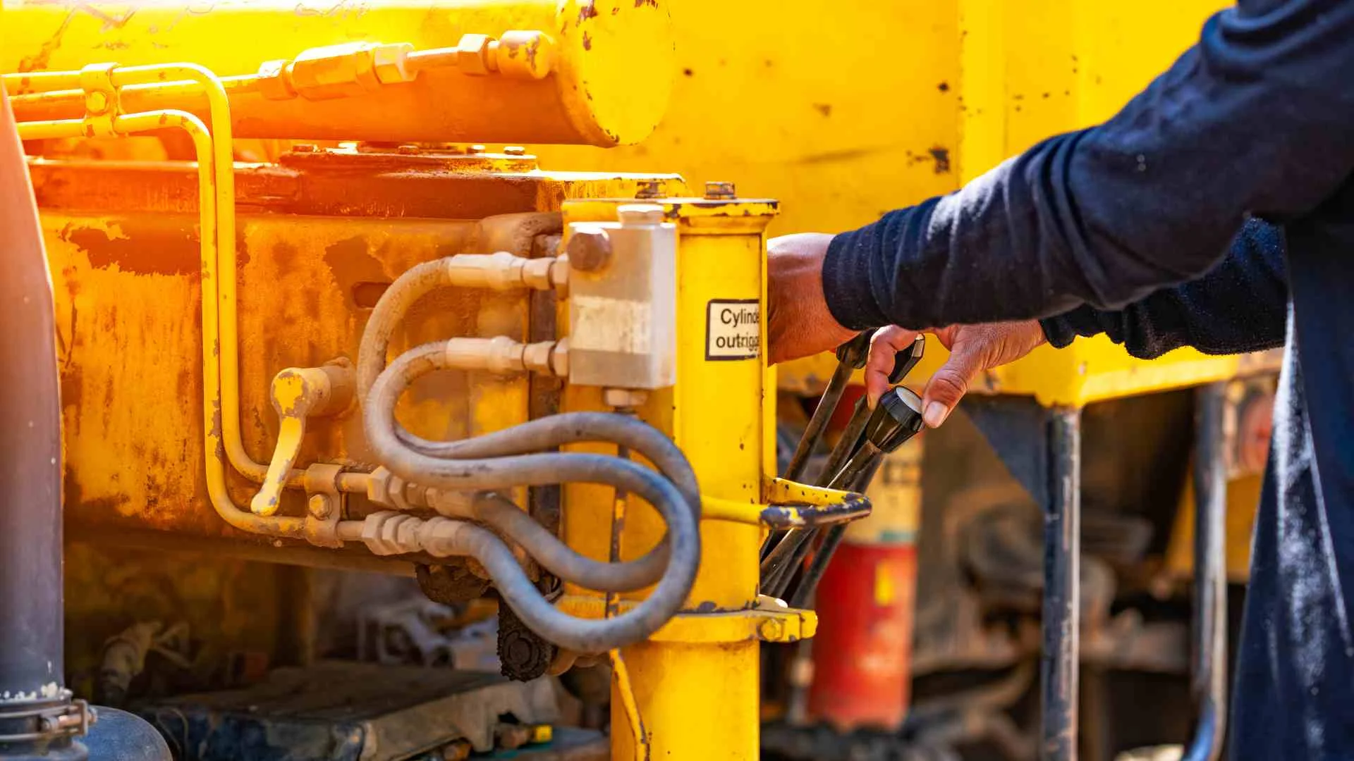 TMPTO 46 (Trimethylolpropane Trioleate)